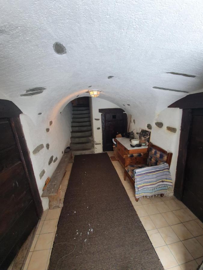 Bourg-Saint-Pierre : Le Cachet D'Antan Apartment Exterior foto